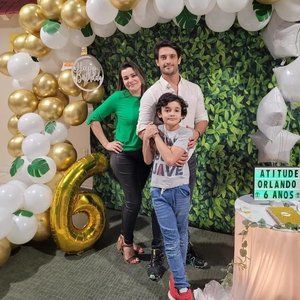 Meet your Posher, Davis